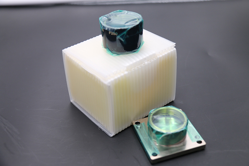 Focus and collimating lens