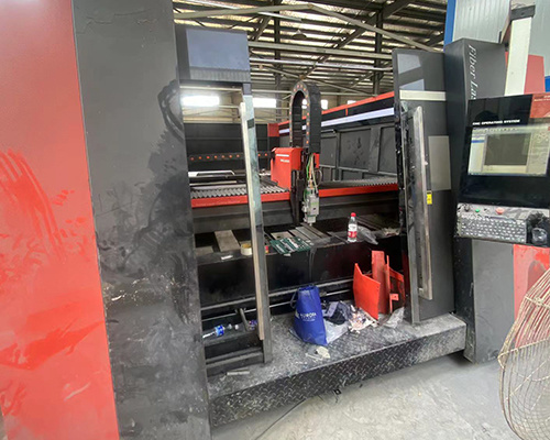 【Repair Service】DNE 3KW Laser cutter transformed 【Repair Service】DNE 3KW Laser cutter transformed