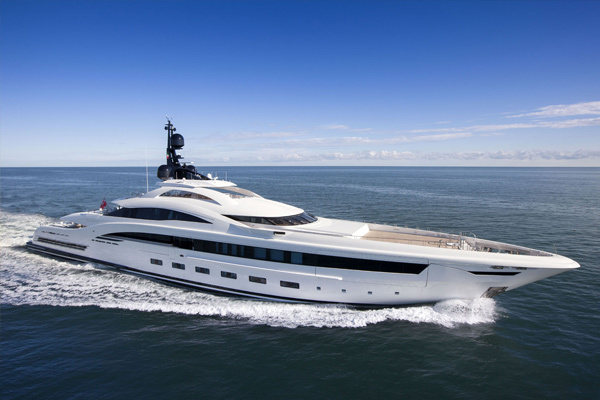 Yacht Yacht