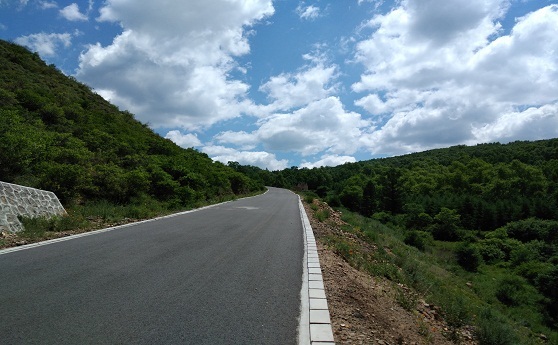 翠云山景區(qū)南北翼道路工程