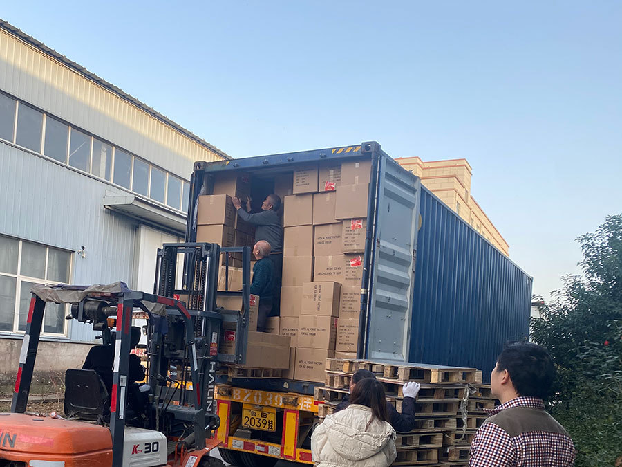 Loading and shipping