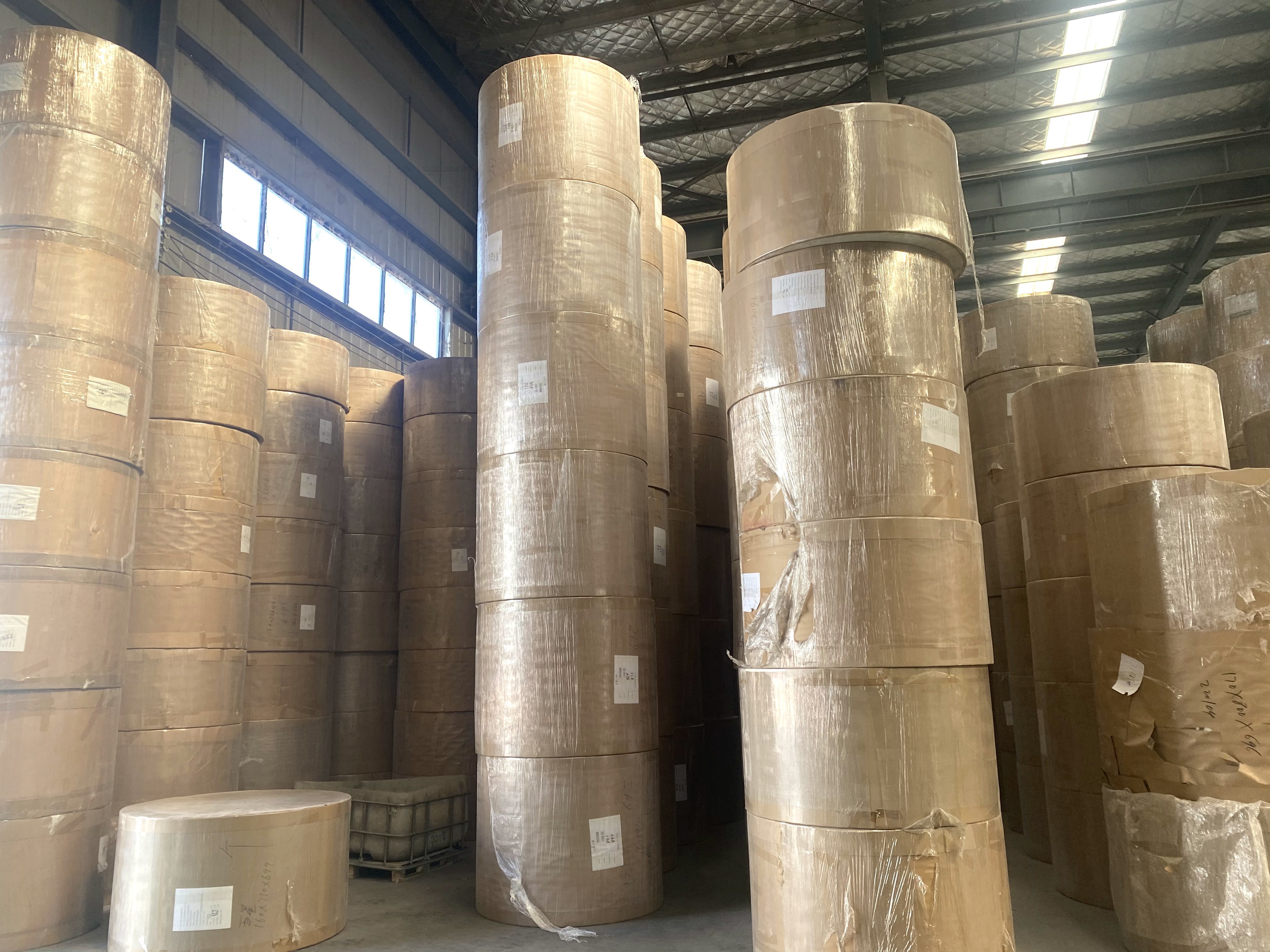 Factory Wholesale High Quality Food Grade Kraft Paper Cup Material PE Coated Paper Roll for Paper Cup Fan