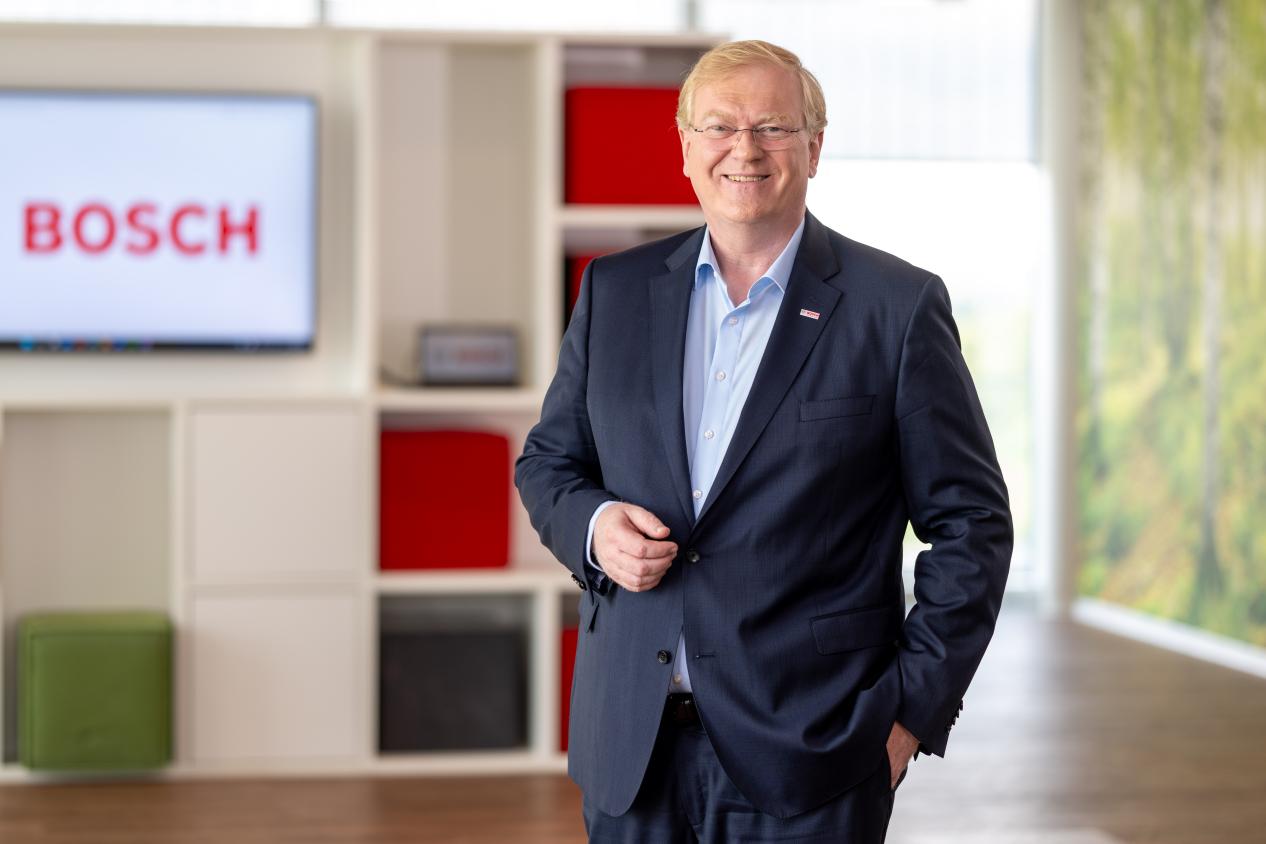 02 博世集團董事會主席史蒂凡·哈通博士 Dr. Stefan Hartung, chairman of the board of management of Robert Bosch GmbH
