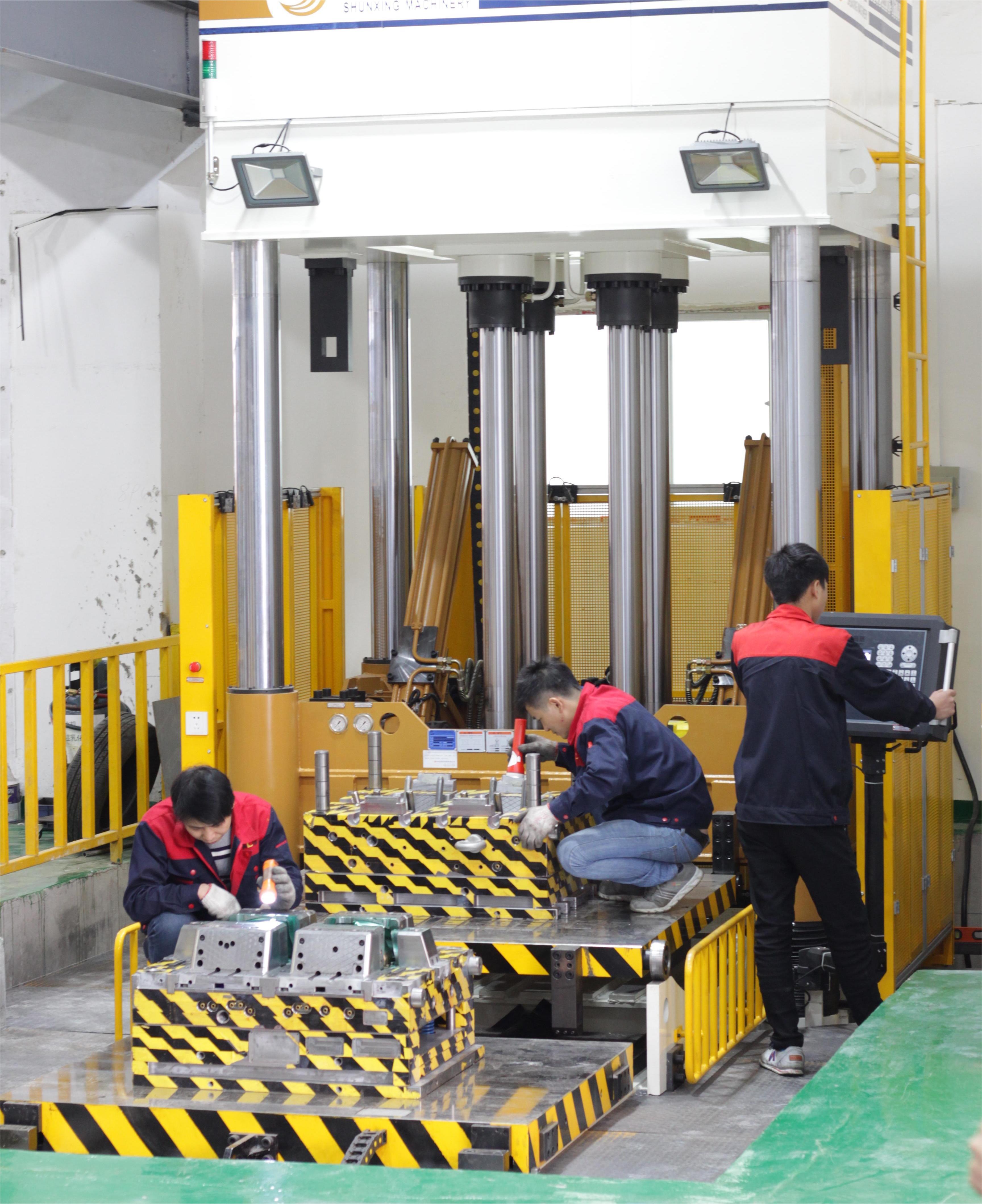 Mold Assembly