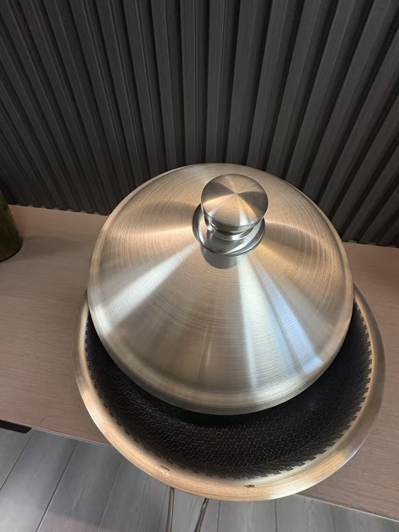 Double-sided honeycomb frying pan 30cm