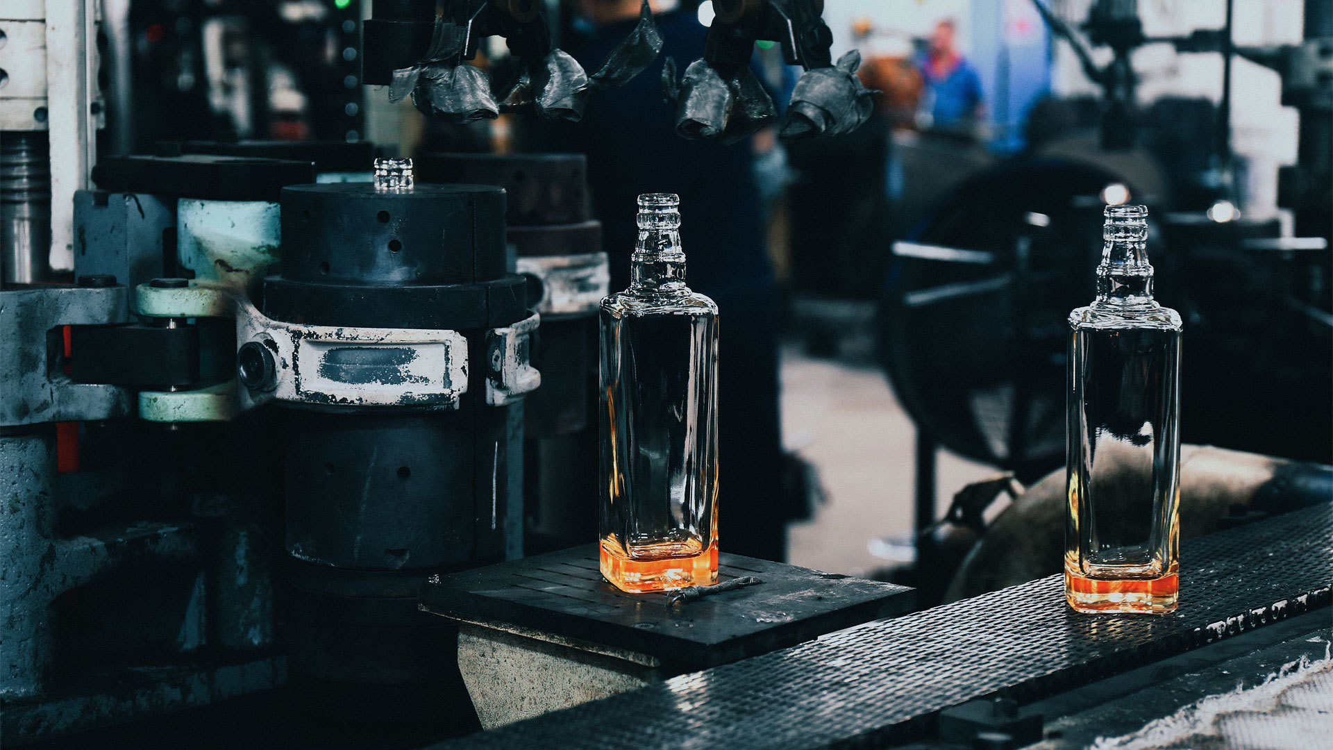 Chongqing · Lanya Glass