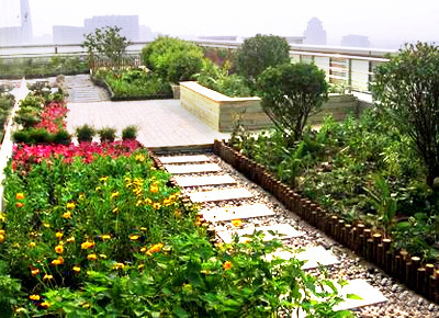 北國私家簡(jiǎn)式屋頂草坪花園