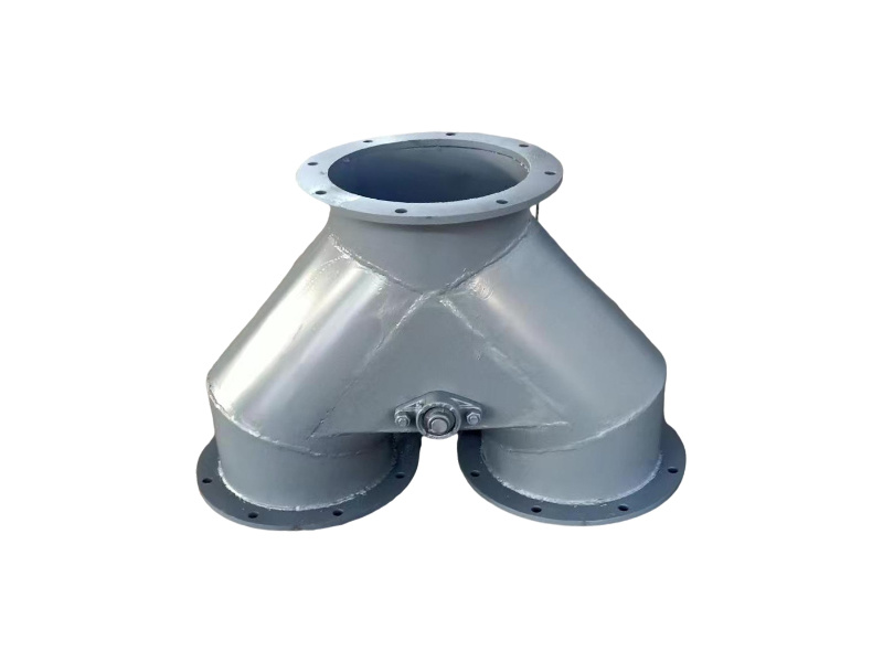 Three-way four-way distributing valve