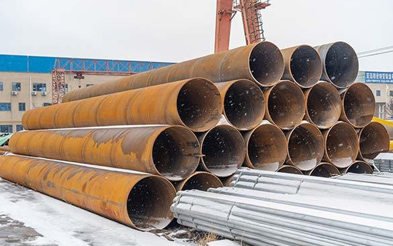 Spiral steel pipe