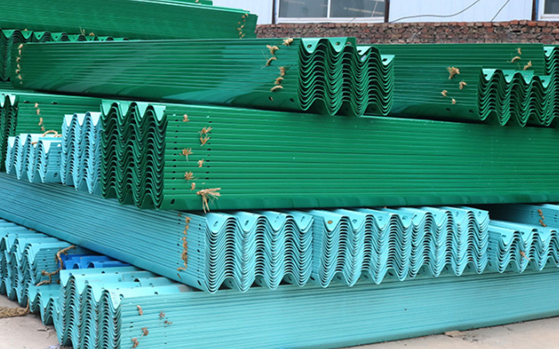 Guardrail board