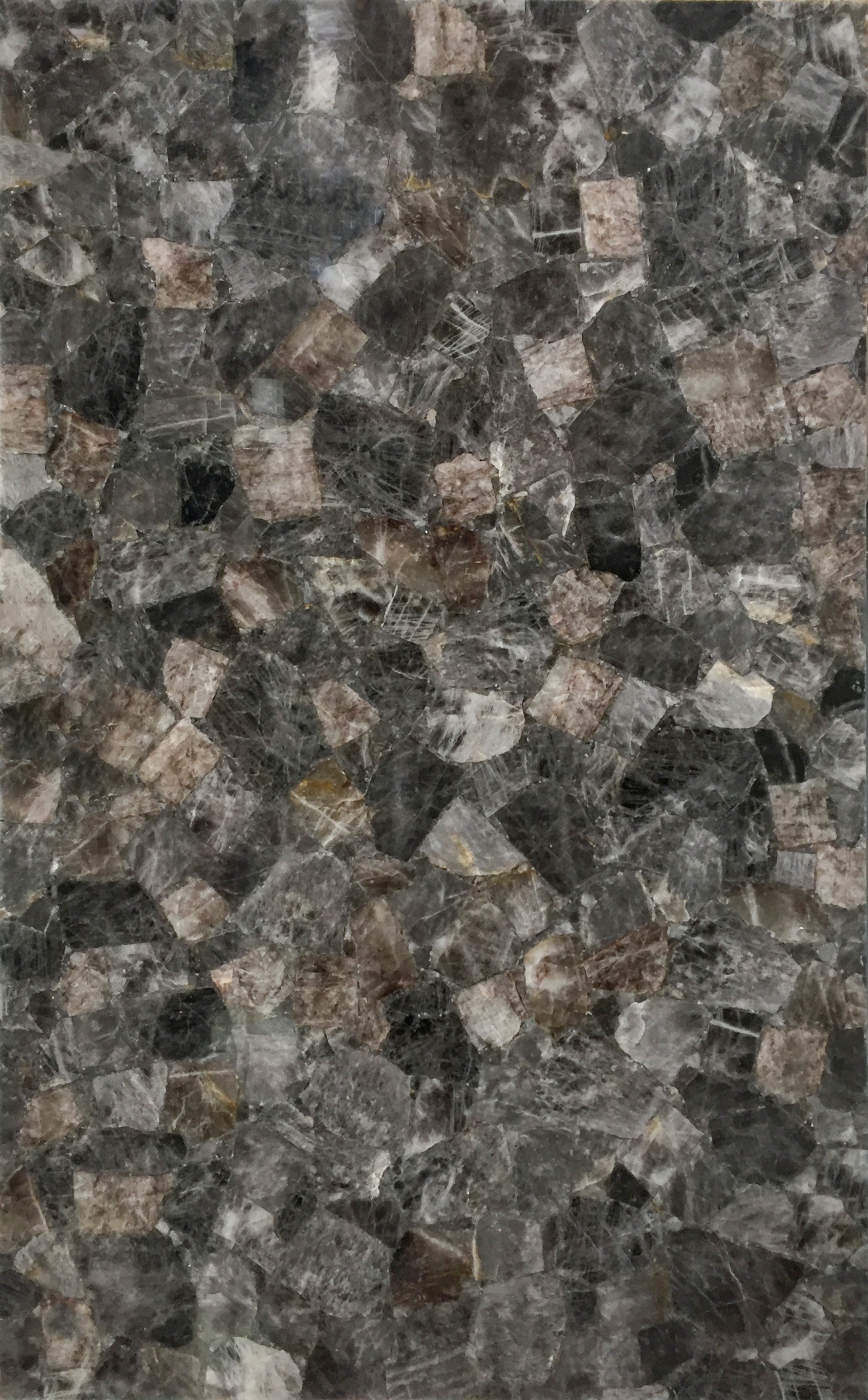GEM-303-02 烟水晶