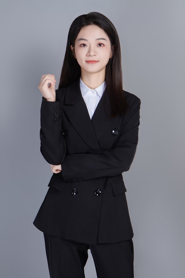 潘思琴