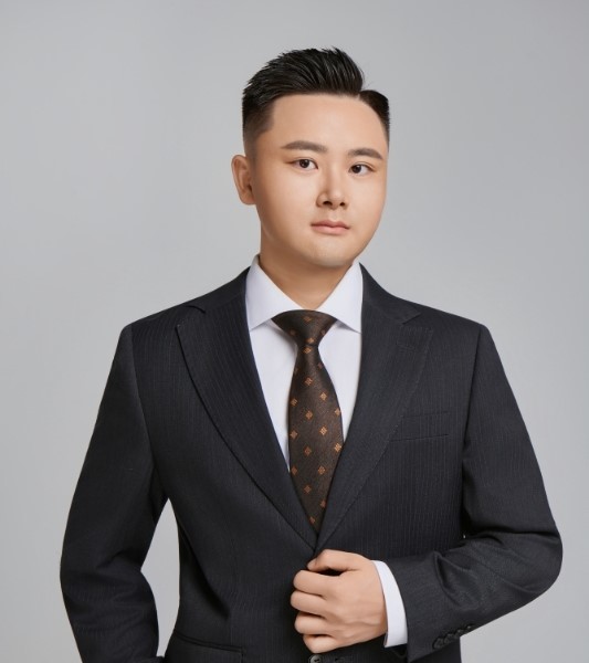 吴奇