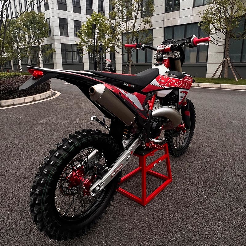 YZ300XX