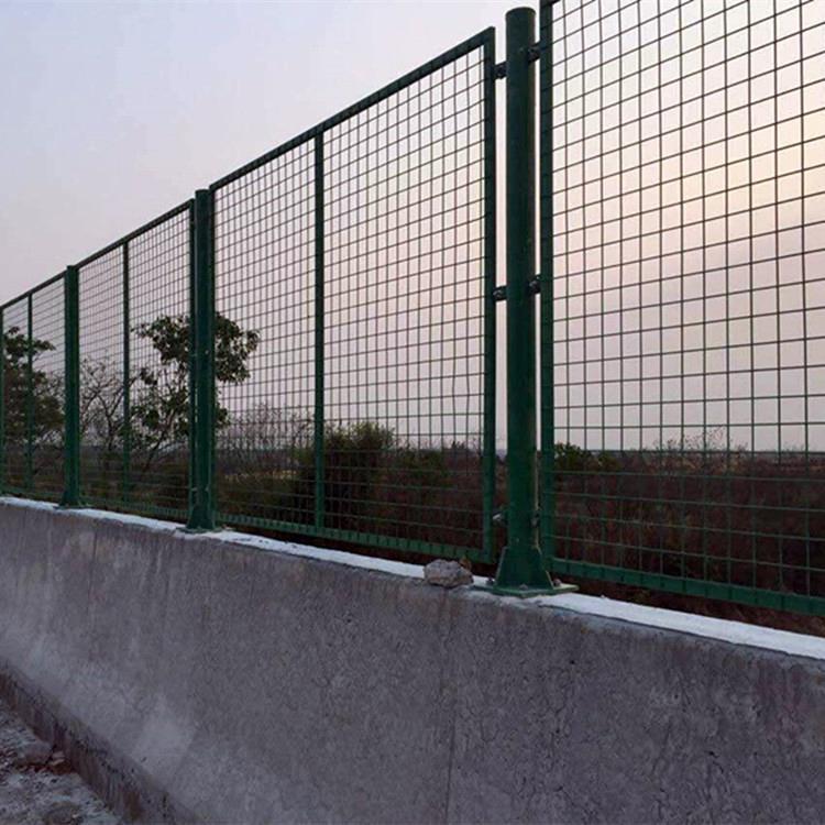 Highway Guardrail Net