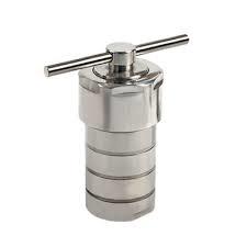 Why You Should Consider High Pressure Hydrothermal Autoclave Reactors for Your Lab