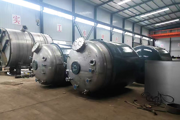 Understanding Fiber Reinforced Plastic Pressure Vessels in the Chemical Industry