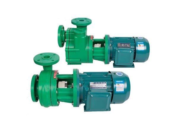 Screw centrifugal pumps