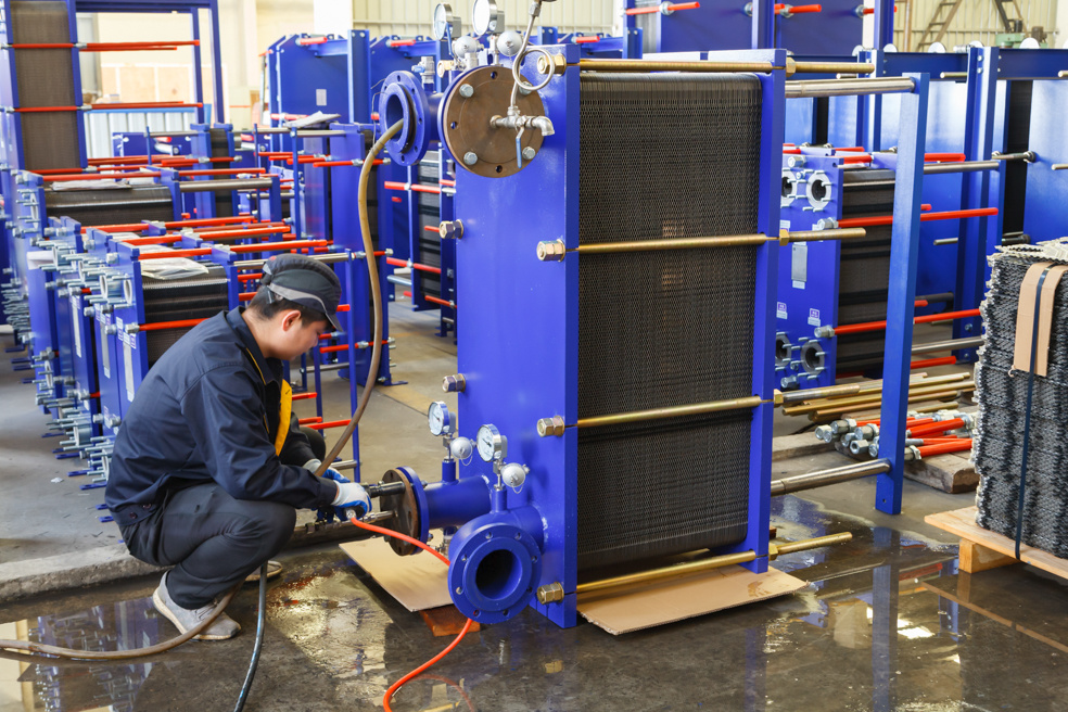 Welded plate heat exchanger