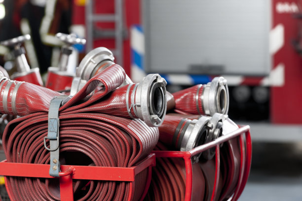 How to maintain lined fire hose on cold days