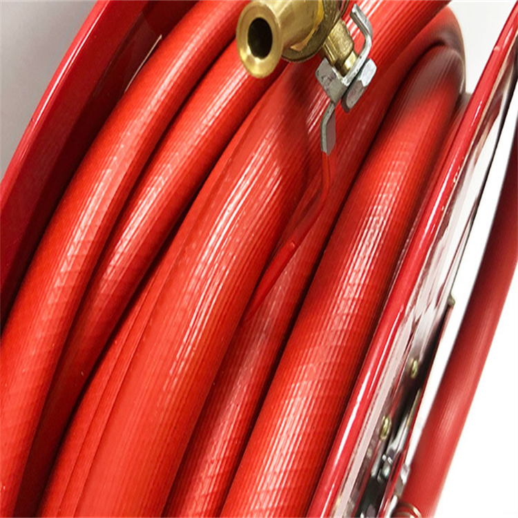 What does the color of the fire hose mean