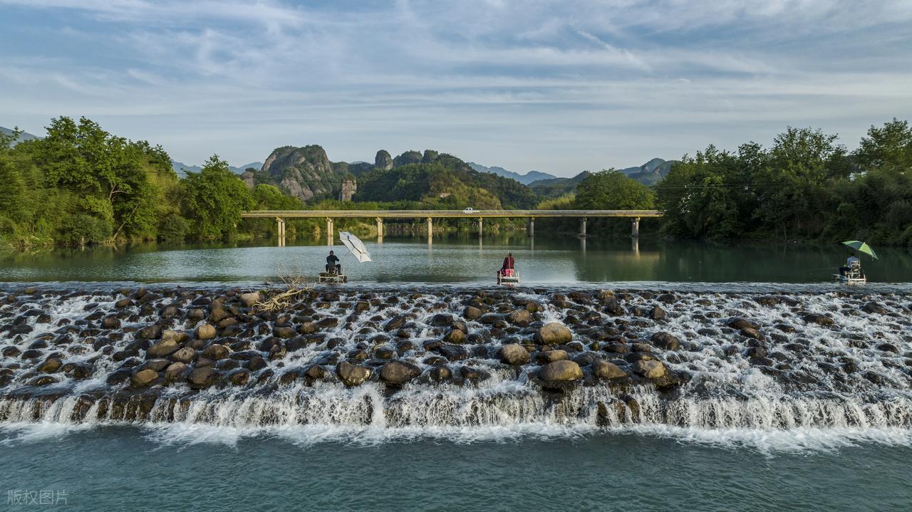山東東潤(rùn)儀表：污水監(jiān)測(cè)與治理的智能解決方案提供商