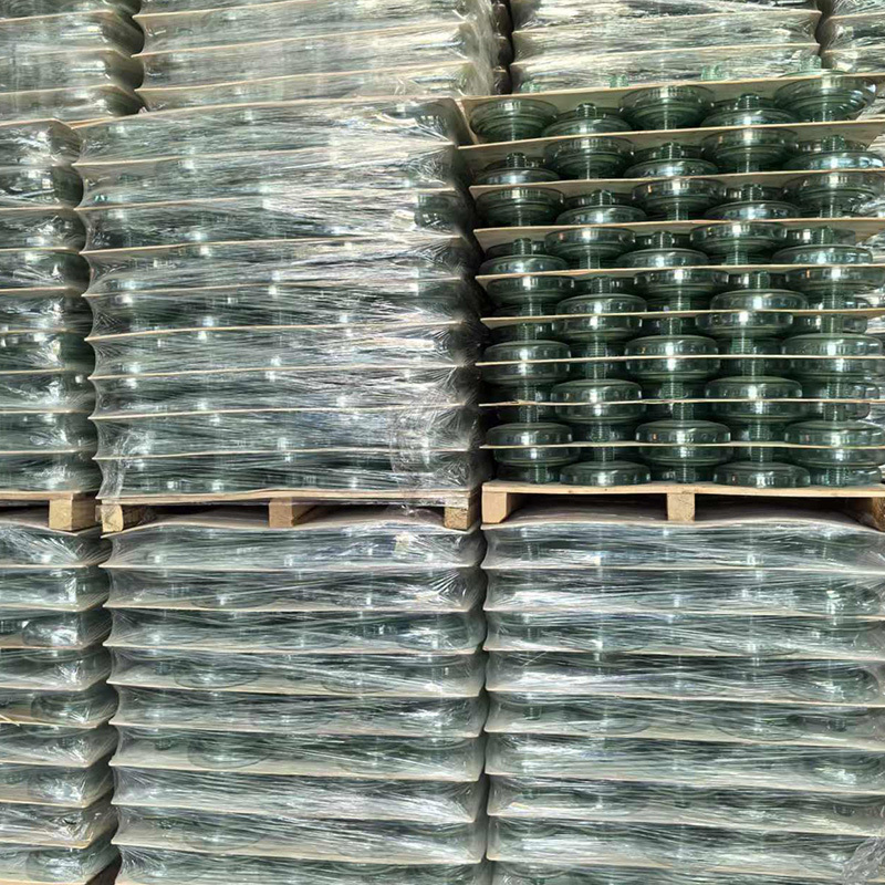 Glass insulator