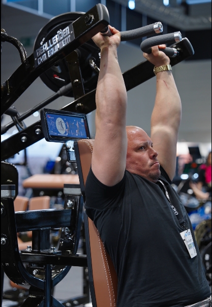 How to Develop a Powerful Chest: Easy Tips & Top Equipment