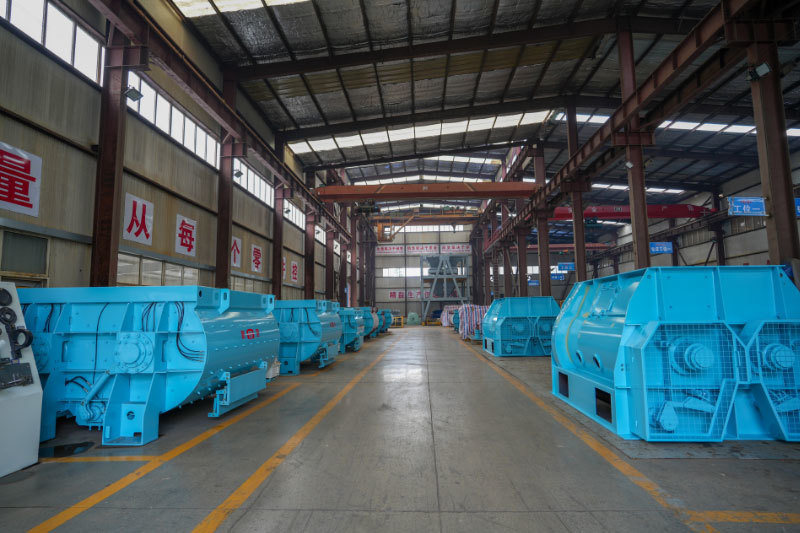 Twin shaft concrete mixer