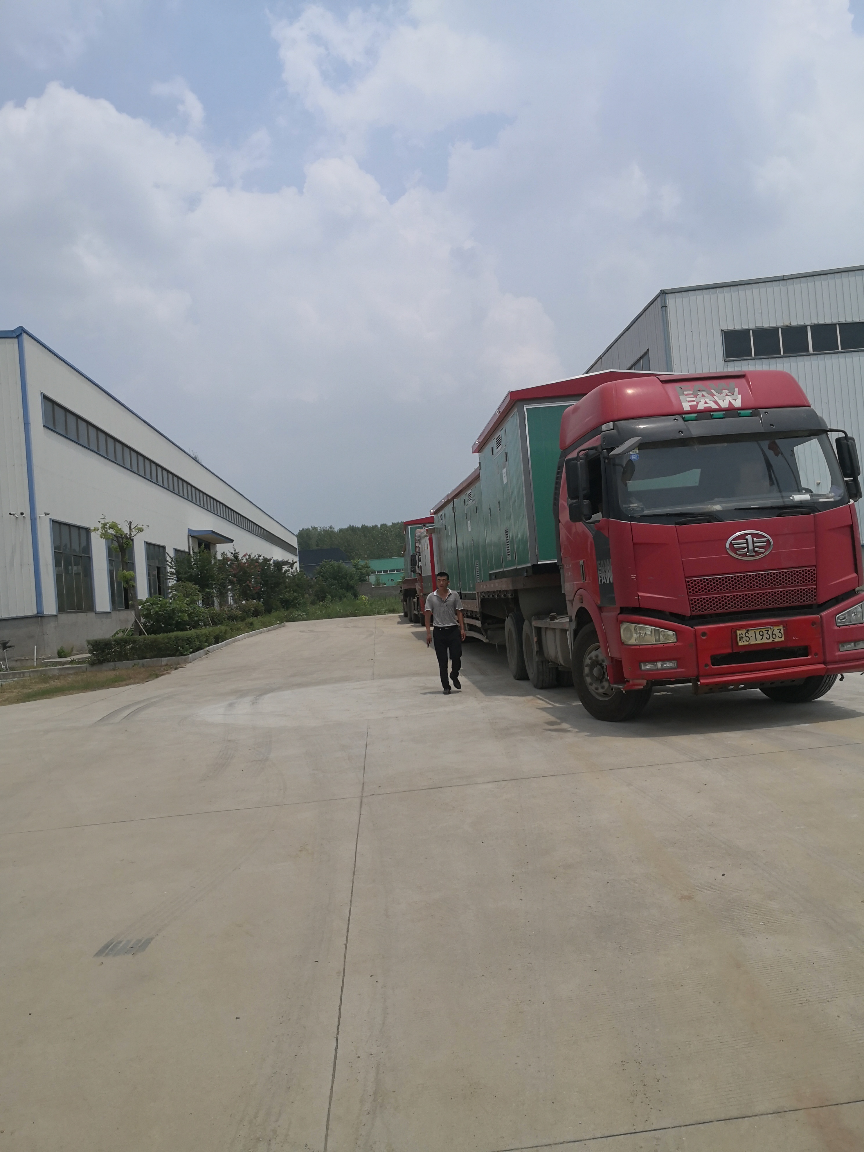 Box-type substation loaded and shipped Box-type substation loaded and shipped