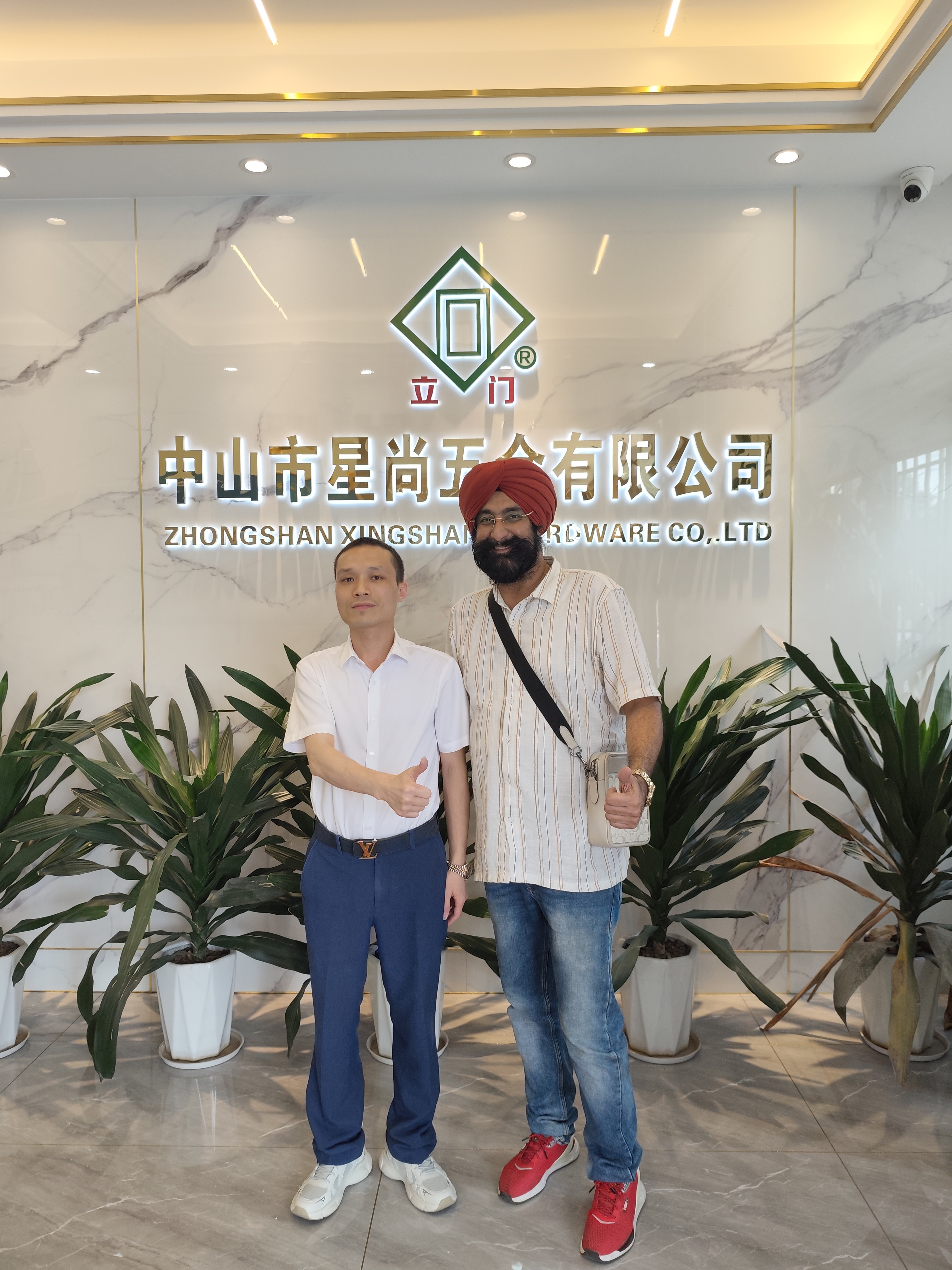 Walking hand in hand, opening a new chapter | Warmly welcome Indian customers to visit our factory for inspection