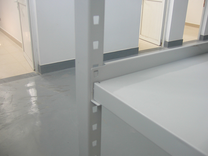 Boltless shelf 