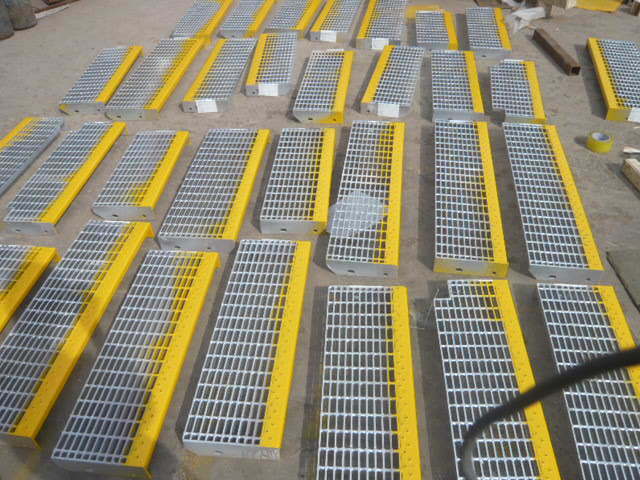 Galvanized Steel Bar Grating for Manhole Cover, Stair Tread, Floor Drainage Cover