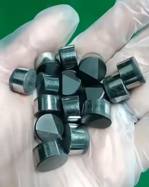 Factory Sales 1308 Special PDC Cutters Diamond Inserts / Button for Hard Rock Mining Well Drilling
