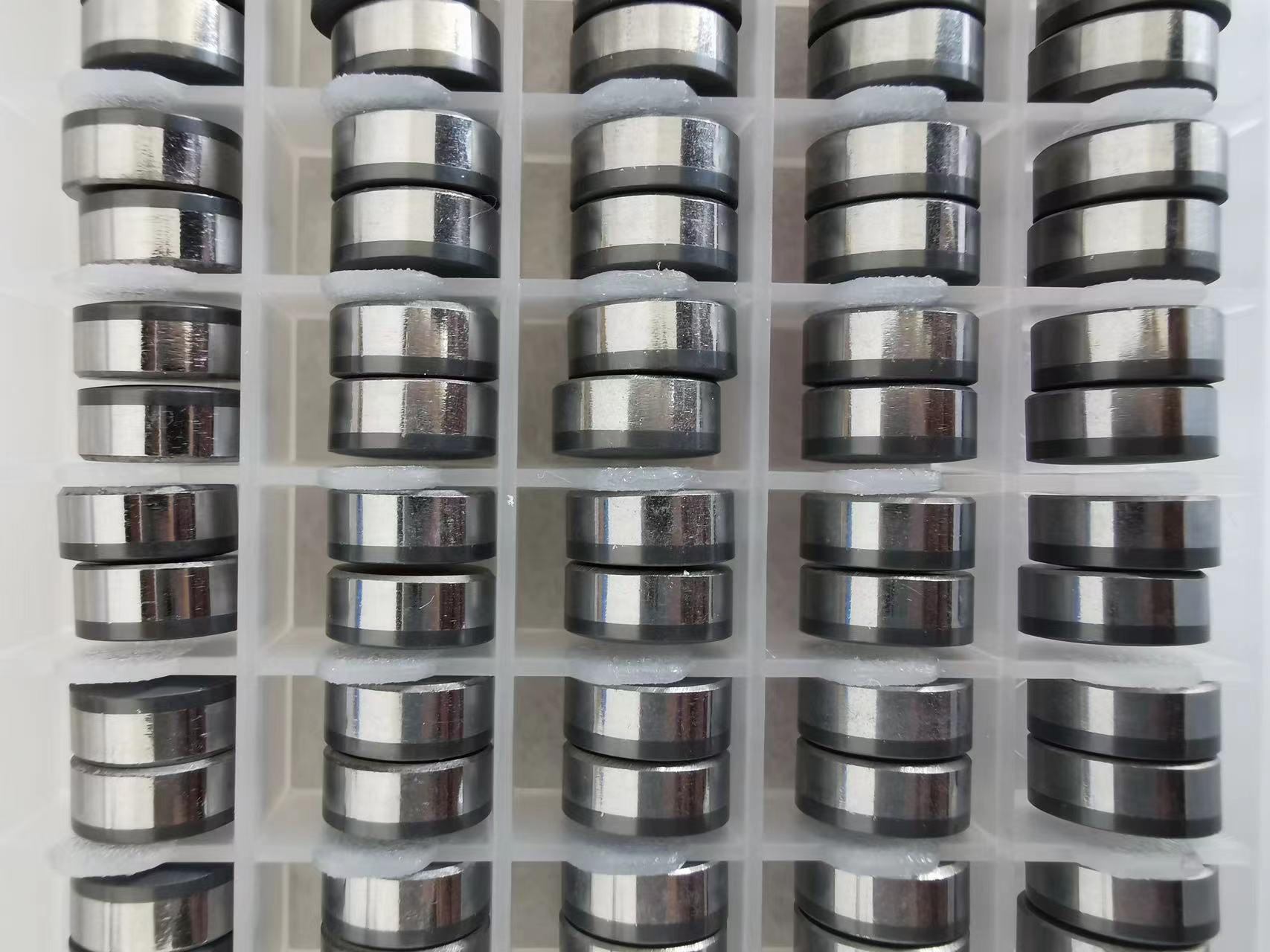 Factory Sales Price 1005 Customizable PDC Cutters Well Drill Bit Inserts