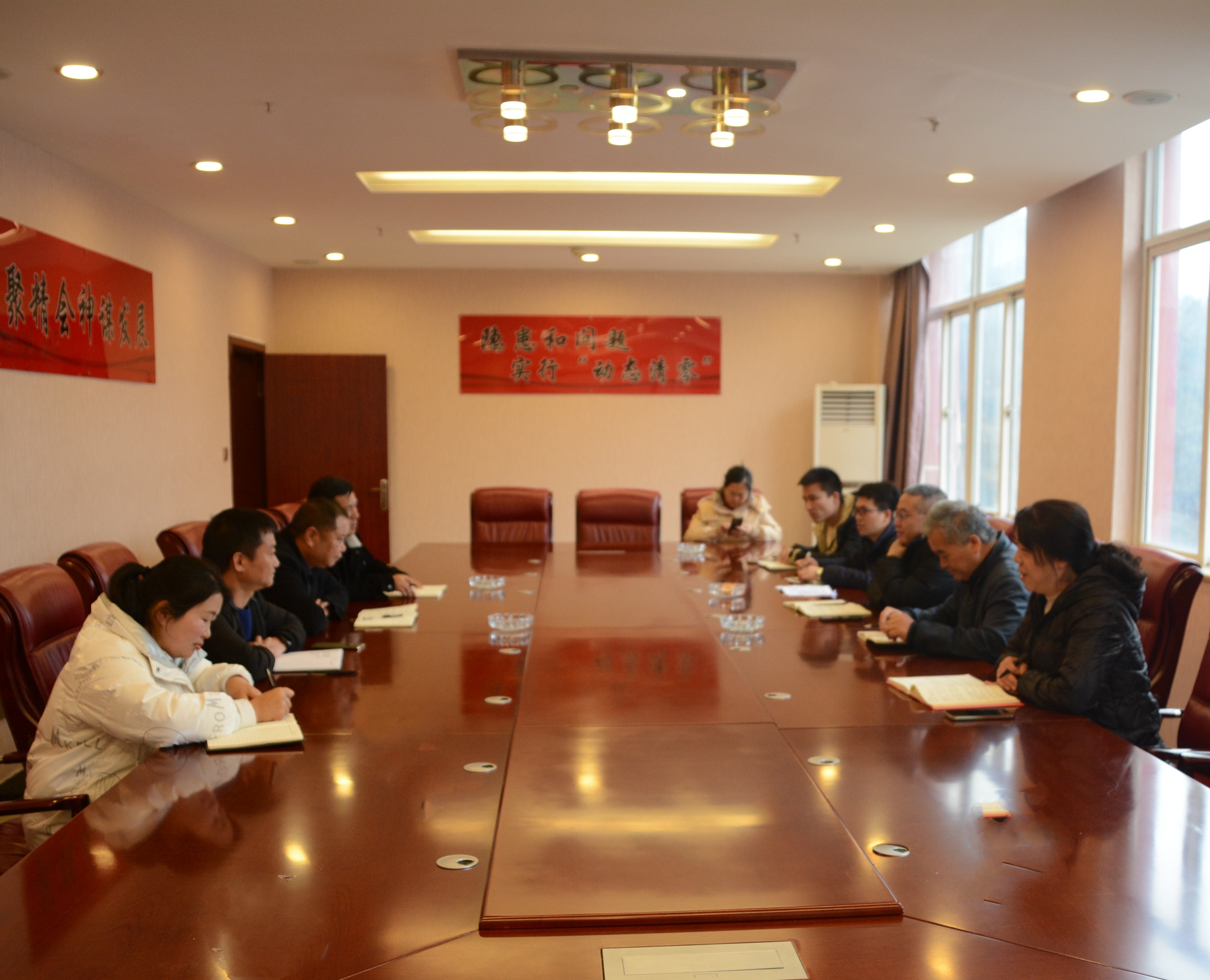 Liupanshui Science and Technology Bureau visited our company for research