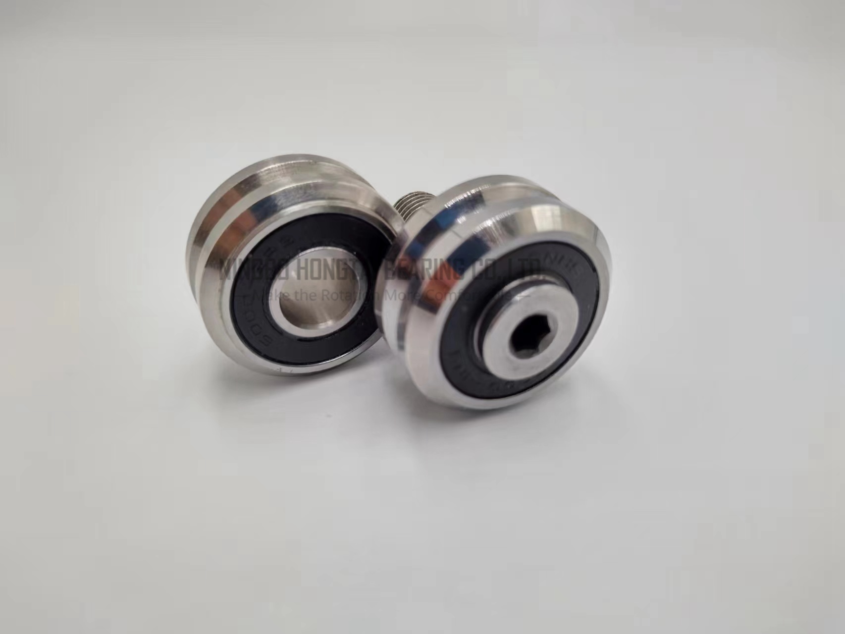 Threaded Track Rollers For Ring Guide with V-Groove T90V68D29