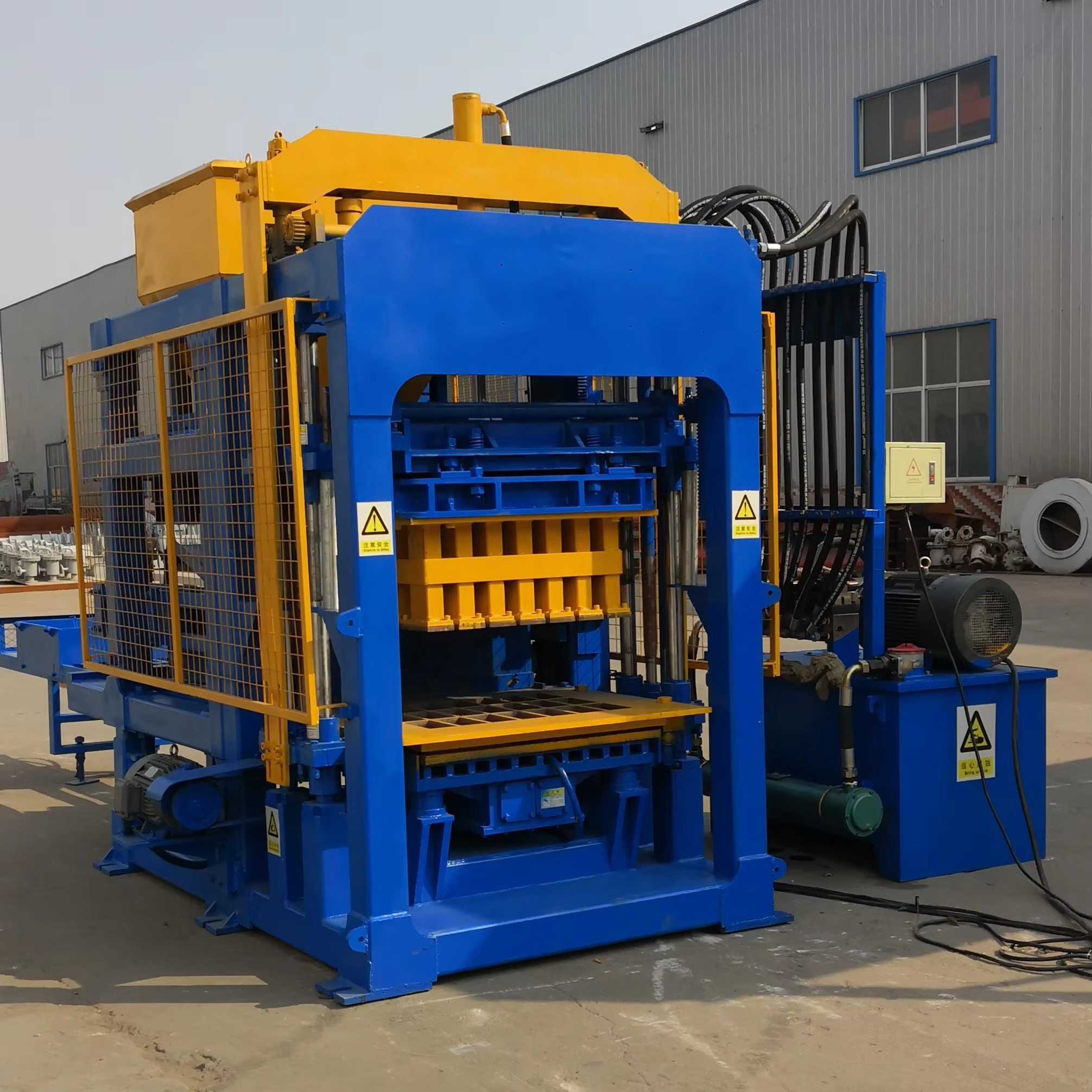 Automatic Construction Hydraulic Interlocking Brick Machine QT6-15
