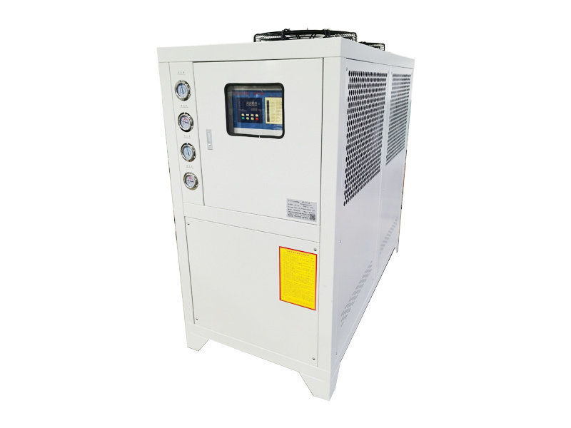 Medium and low temperature air-cooled box-type freezer