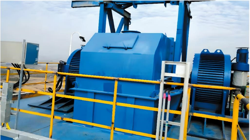 某水泥2X132kW-20rpm双驱斗提机