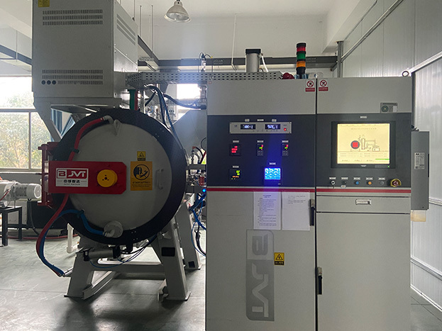 Vacuum brazing furnace Vacuum brazing furnace