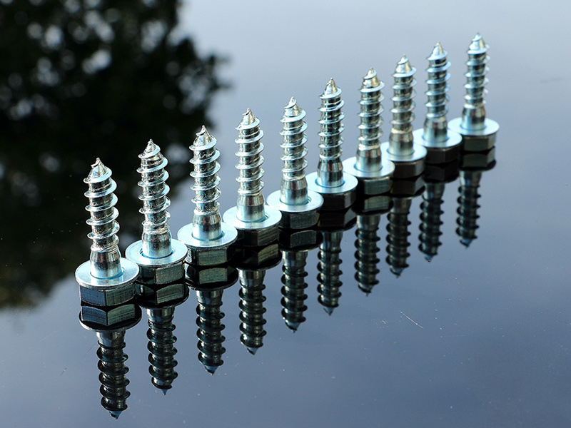 Correct use of screws