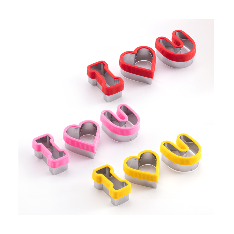 Cake mold