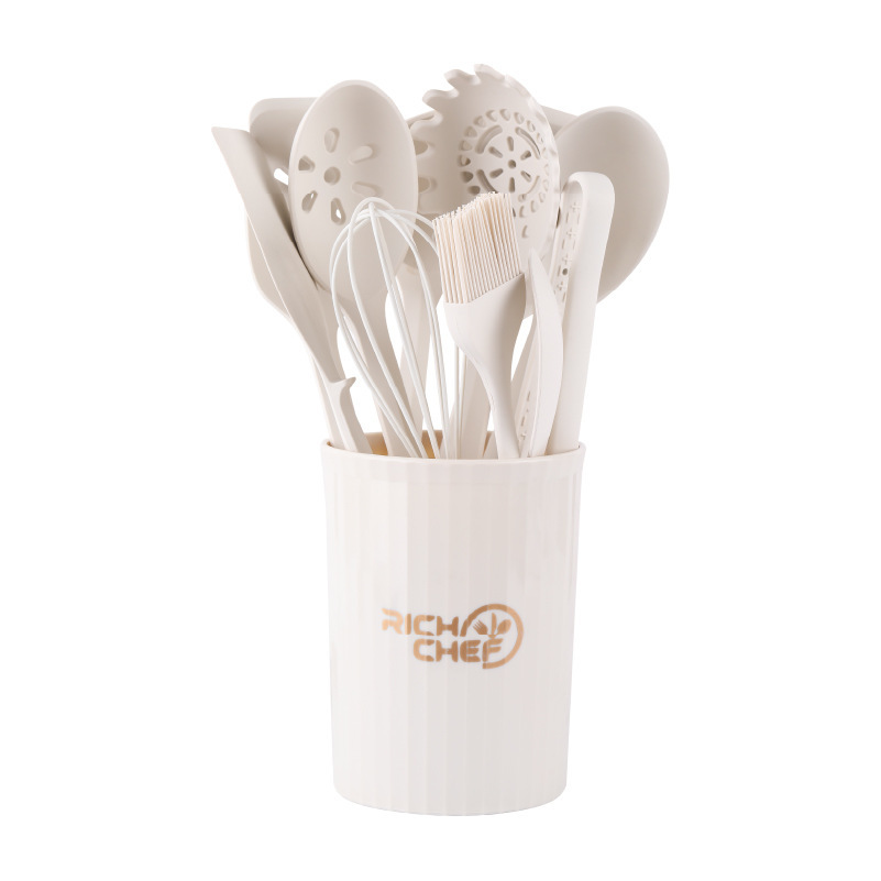 10 piece kitchenware set