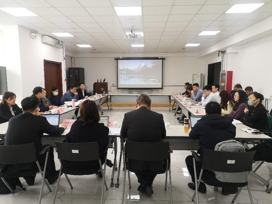 金融局参会