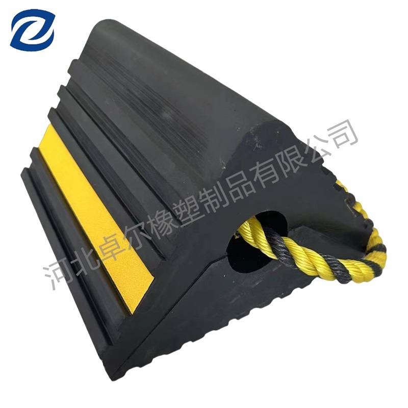 Rubber wheel block