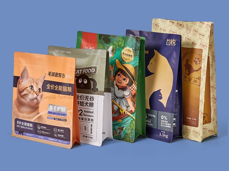 Custom Pet Food Packaging Solutions