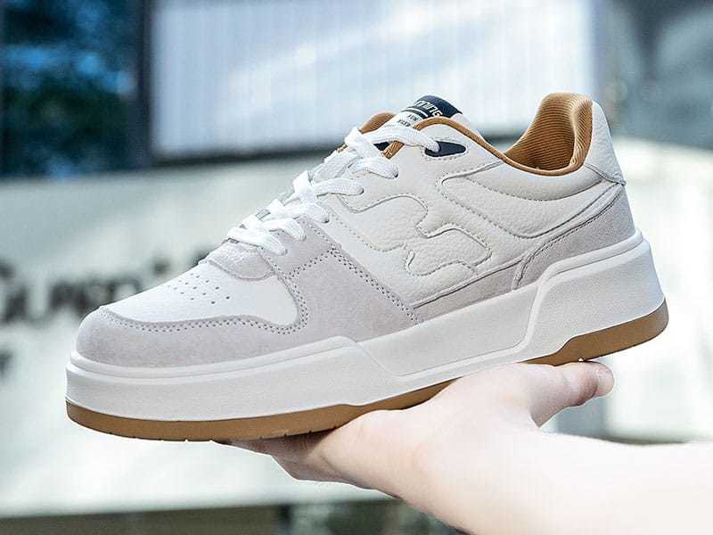 How can white shoes turn yellow and white