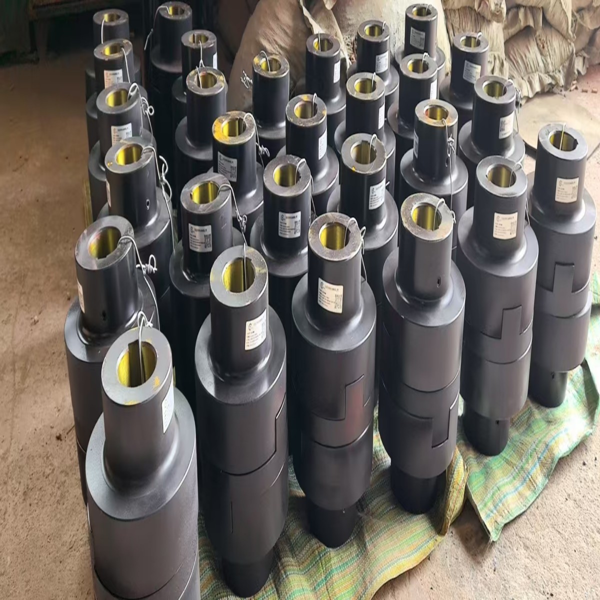 選購單法蘭型梅花彈性聯軸器應當思量哪些成分？