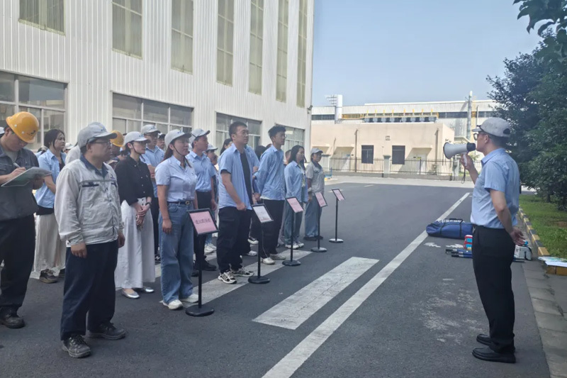 Fire safety drills start with the mind—preventing fires before they ignite begins with action—Liujing Technology Group’s 2025 annual fire safety exercise kicks off with enthusiasm.